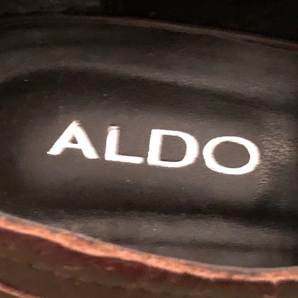 Brown Oxford Shoes - Picture 4 of 5